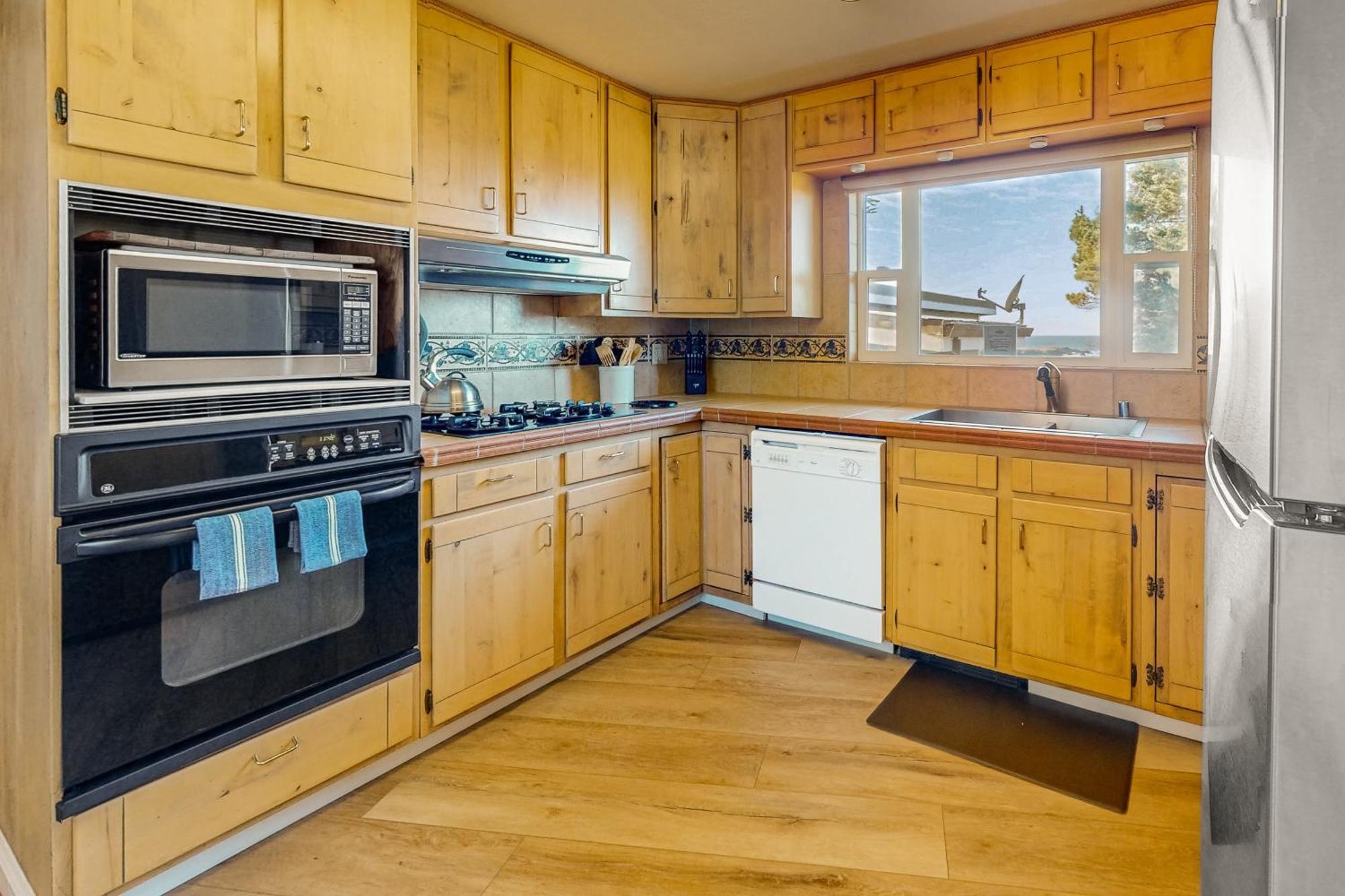 Headland Cove Retreat Villa Mendocino Room photo