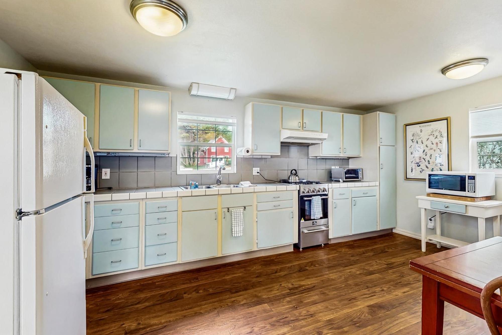 Headland Cove Retreat Villa Mendocino Room photo