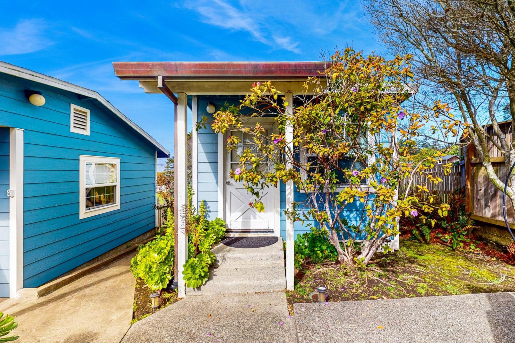 Headland Cove Retreat Villa Mendocino Room photo