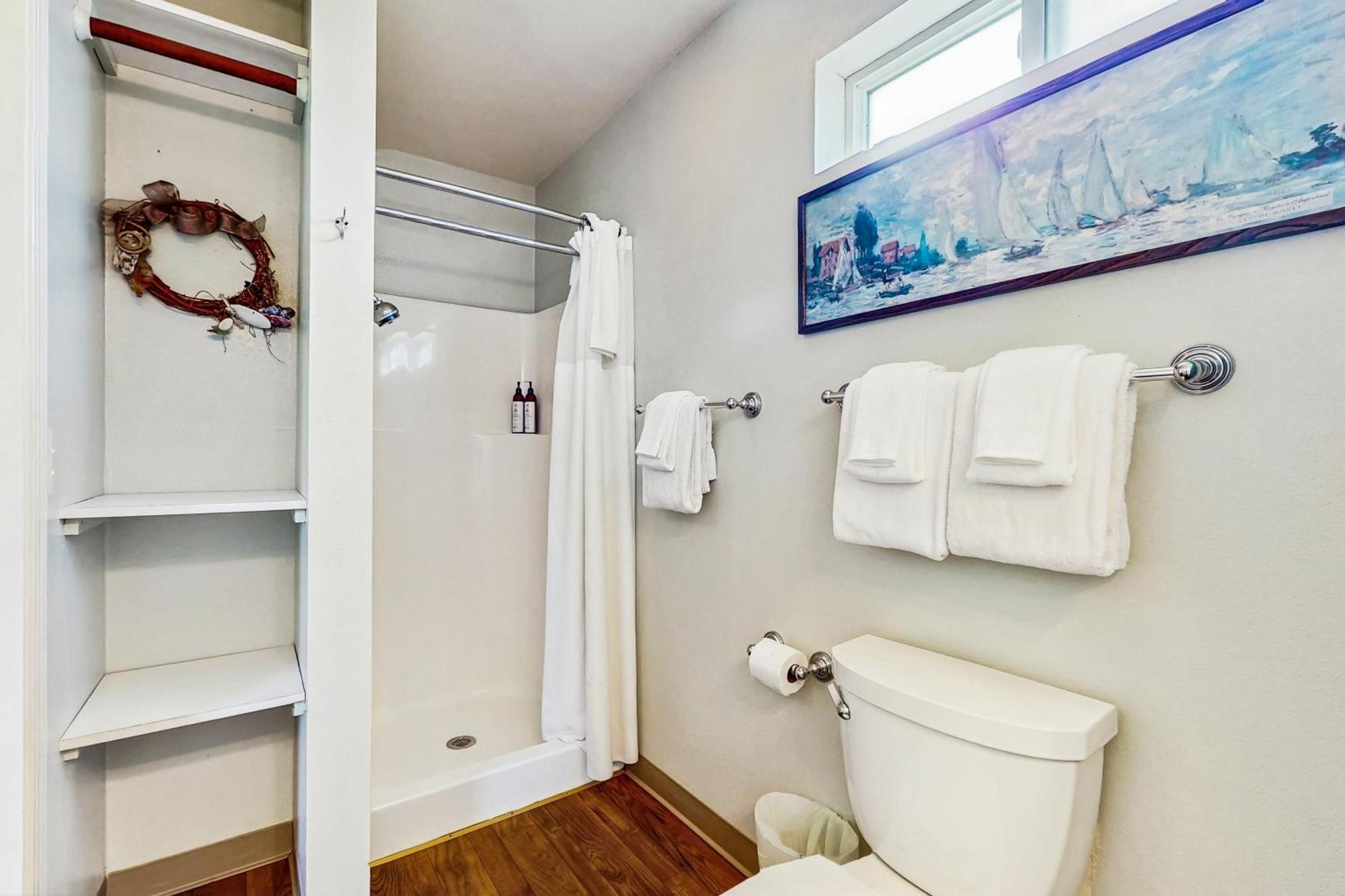 Headland Cove Retreat Villa Mendocino Room photo